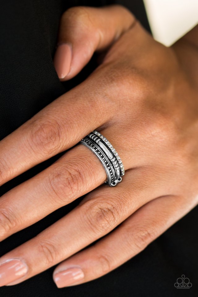 Paparazzi ♥ Safari Shimmer - Silver ♥ Ring