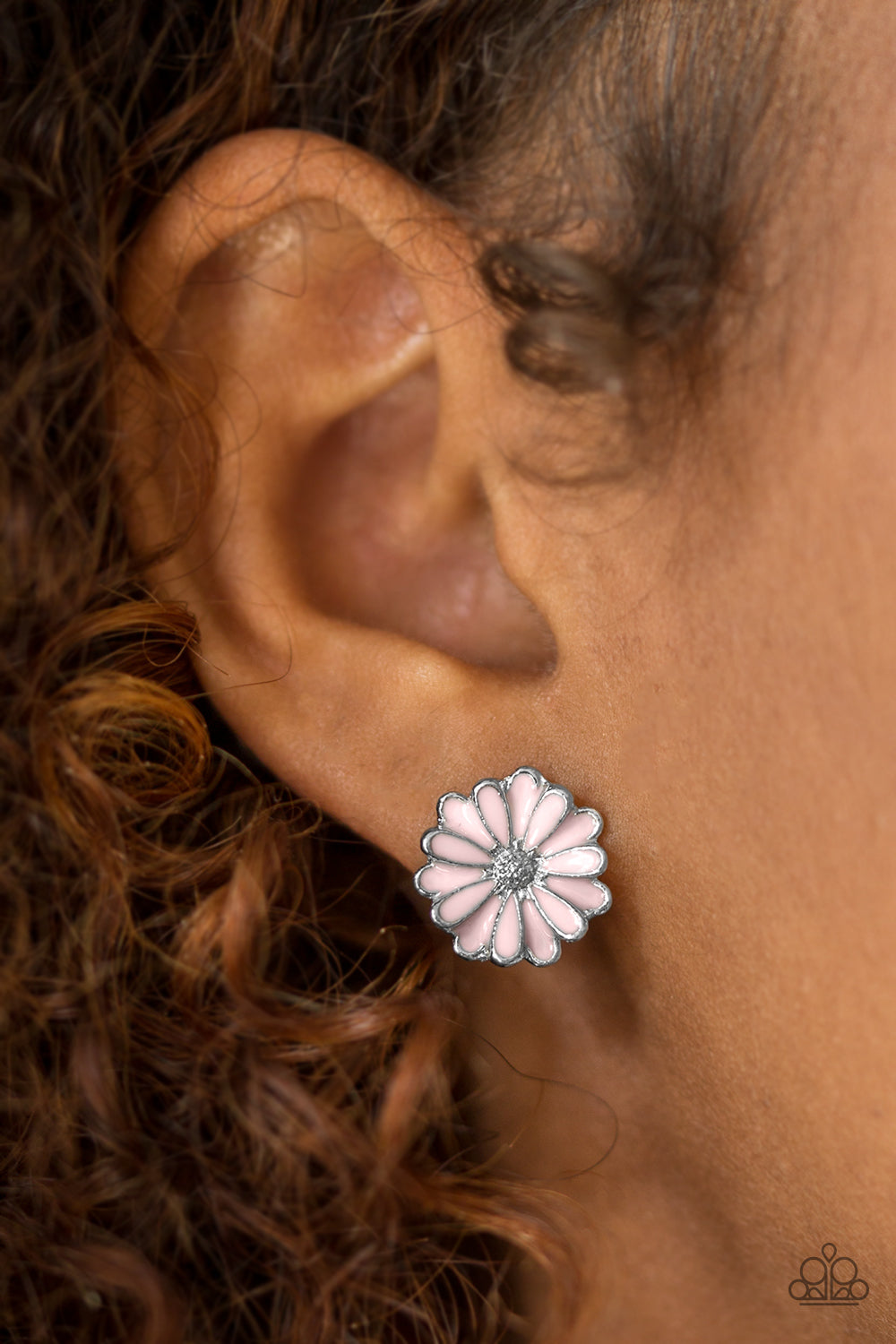 Paparazzi ♥ Magnificent Magnolia - Pink Post ♥ Post Earrings