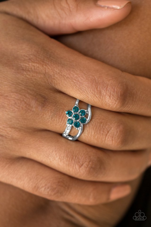 Paparazzi ♥ Garden Gleam - Blue ♥ Ring
