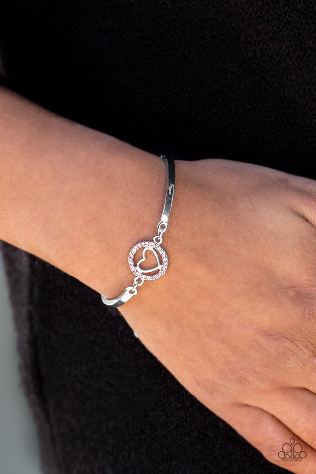 Paparazzi ♥ Voguish Valentine - Pink ♥ Bracelet