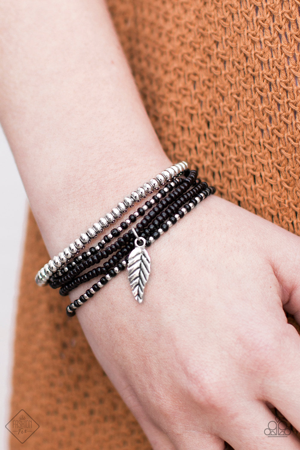 Paparazzi ♥ West Wing - Black ♥ Bracelet