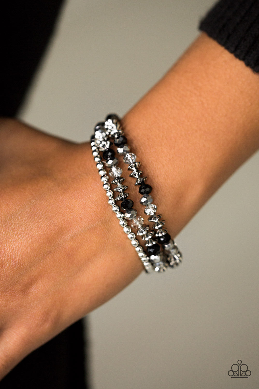 Paparazzi ♥ Shimmer Sensation - Black ♥ Bracelet