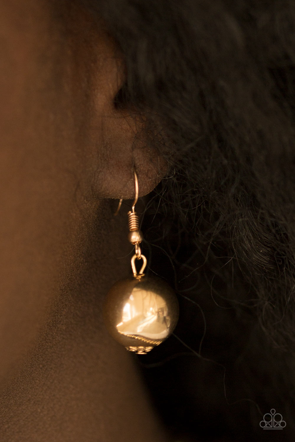 Paparazzi ♥ Glamour Glare - Gold ♥ Necklace