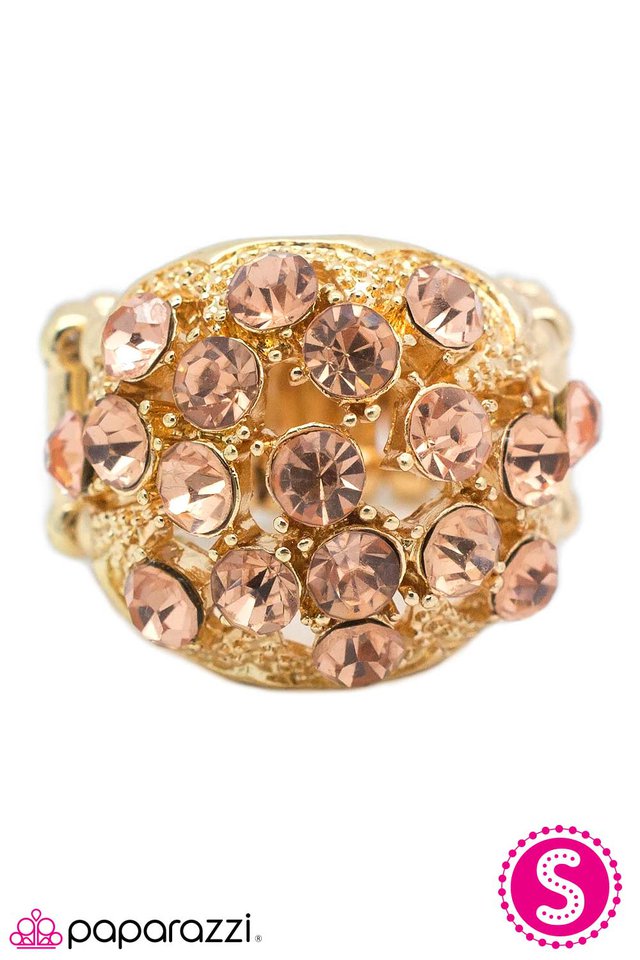 Paparazzi ♥ A Girls Best Friend - Gold ♥ Ring