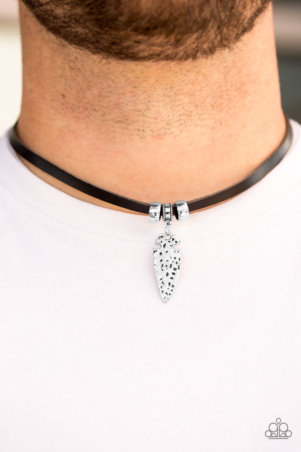 Paparazzi ♥ Every CAVEMAN For Himself - Silver ♥ Necklace