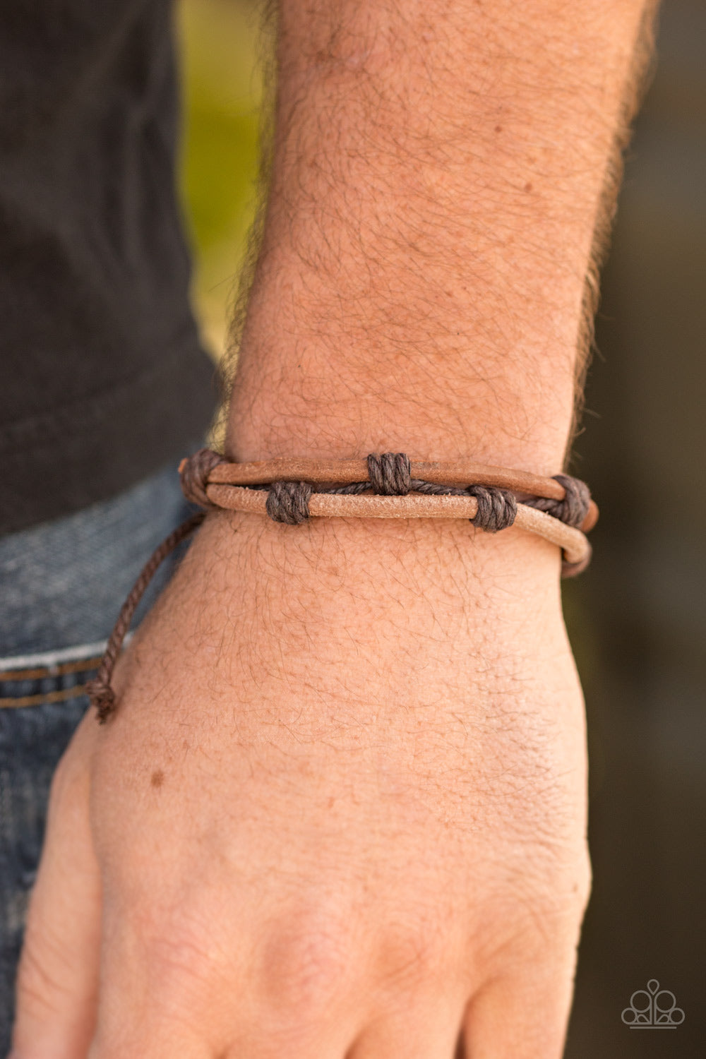 Paparazzi ♥ Off The Beaten Path - Brown ♥ Bracelet