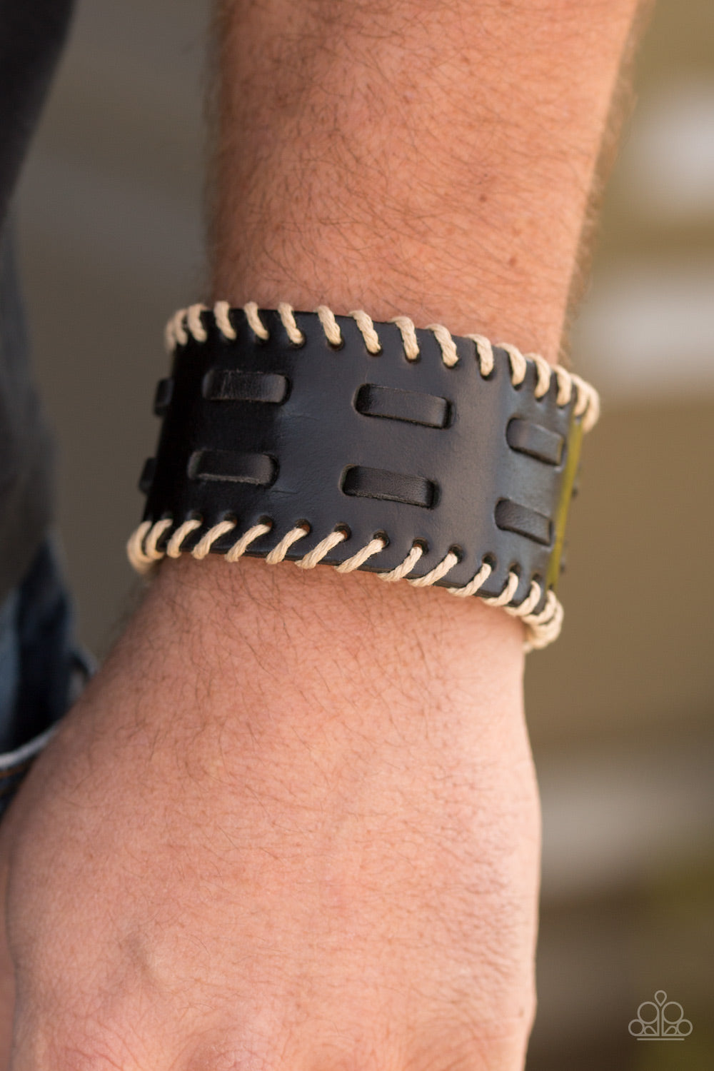 Paparazzi ♥ West RIDE Story - Black ♥ Bracelet