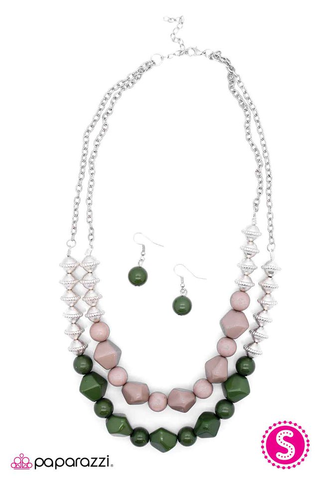 Paparazzi ♥ From the Ground Up - Green ♥ Necklace