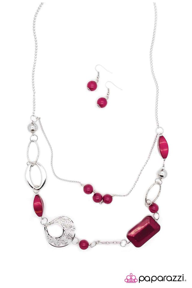 Paparazzi ♥ Ever So Sweet - Beaujolais ♥ Necklace