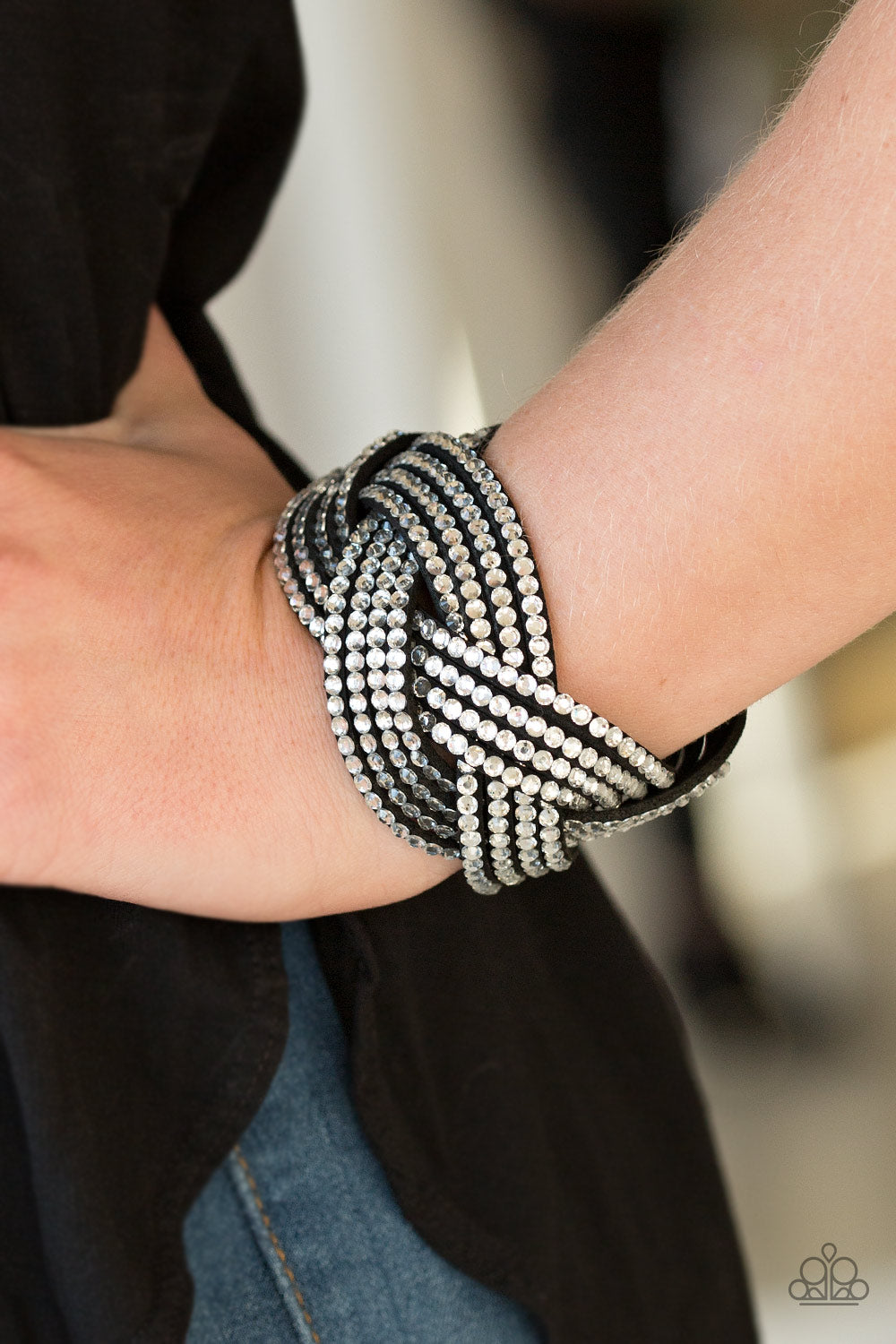 Paparazzi ♥ Top Class Chic - Black ♥ Bracelet