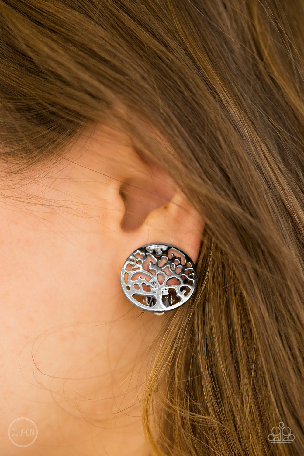 Paparazzi ♥ Royal TREE-tment - Silver Clip-On ♥ Clip-On
