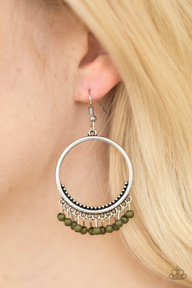Paparazzi ♥ The World Is A Jungle - Green ♥ Earrings