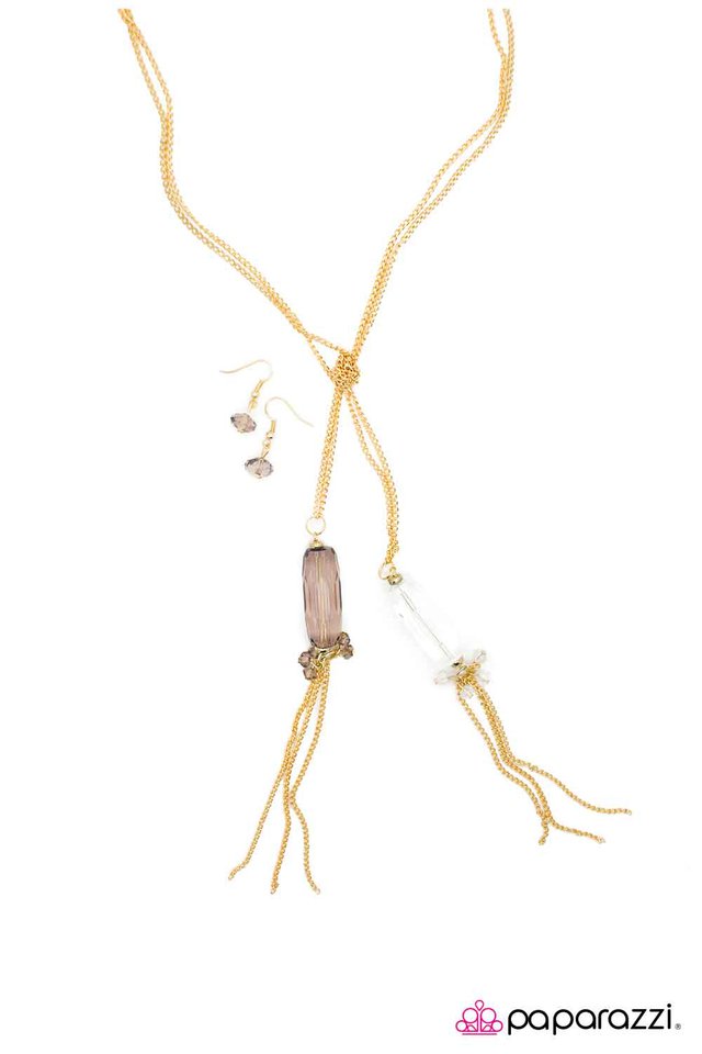 Paparazzi ♥ Worth the Tassel - Gold ♥ Necklace