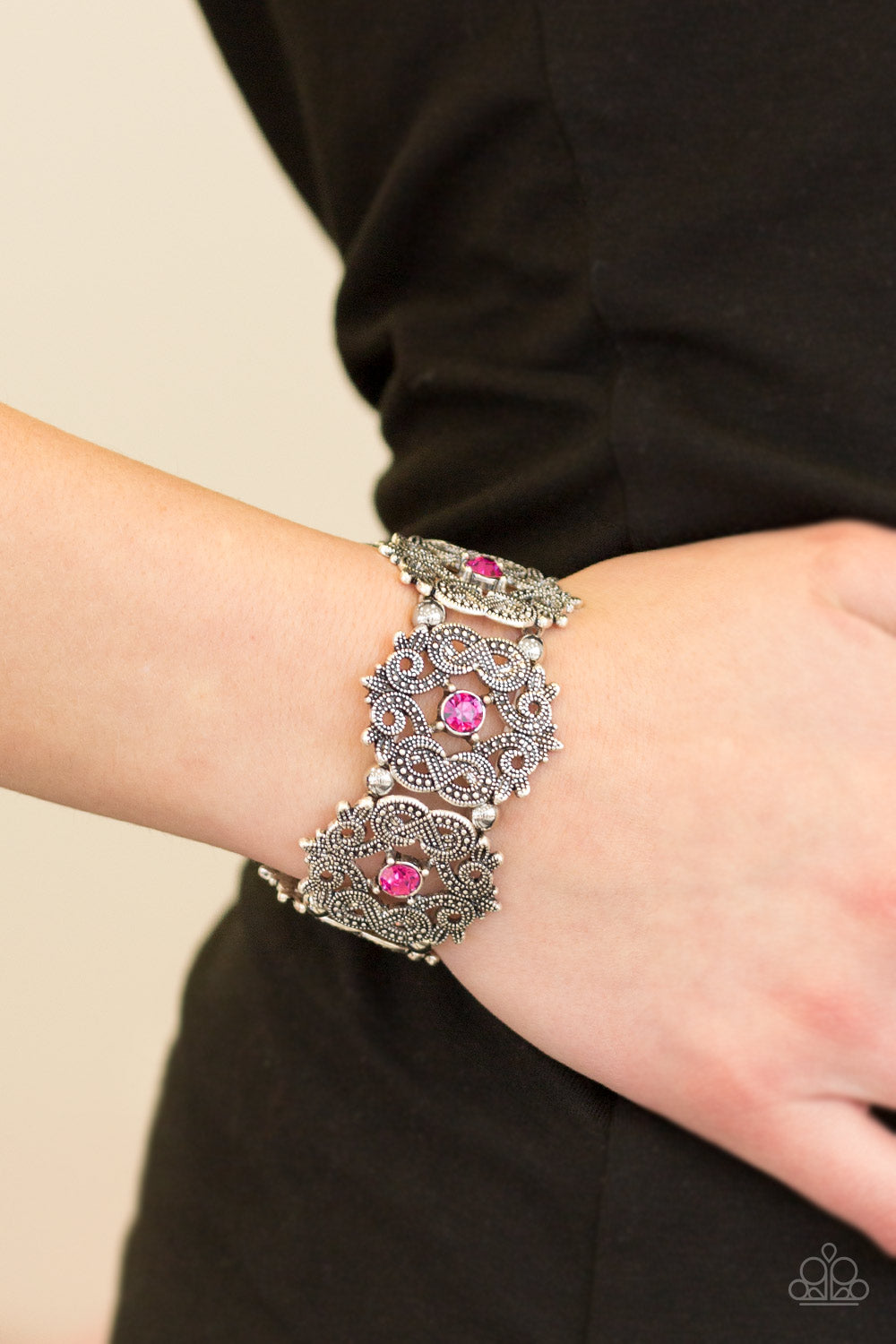 Paparazzi ♥ EMPRESS-ive Shimmer - Pink ♥ Bracelet
