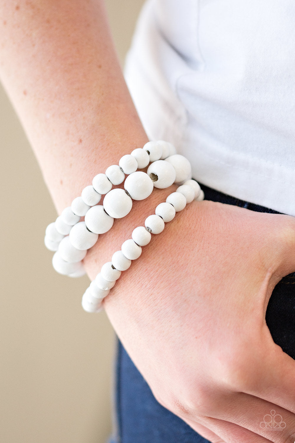 Paparazzi ♥ Wondrously Woodsy - White ♥ Bracelet