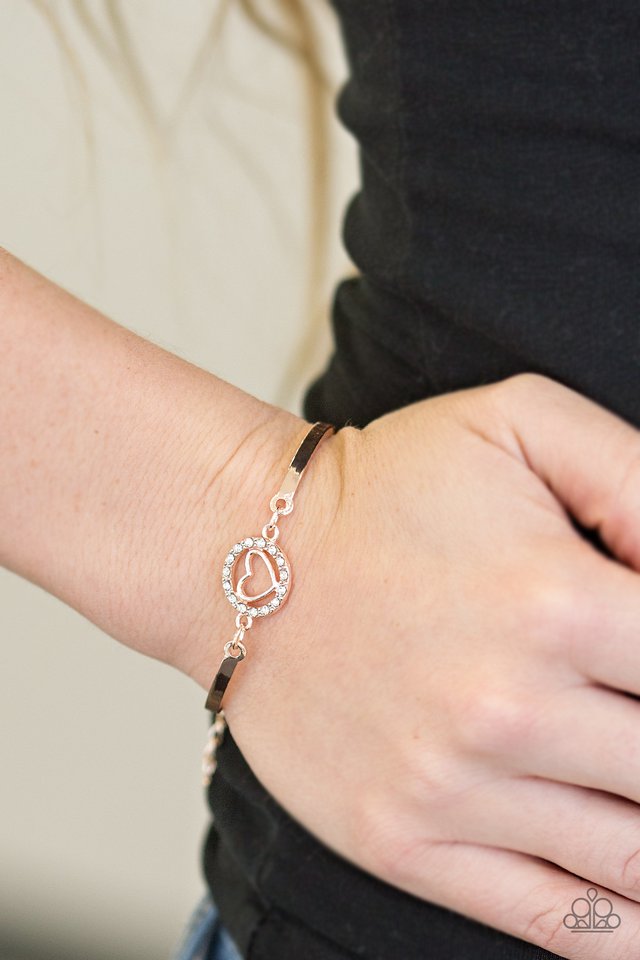 Paparazzi ♥ Voguish Valentine - Rose Gold ♥ Bracelet