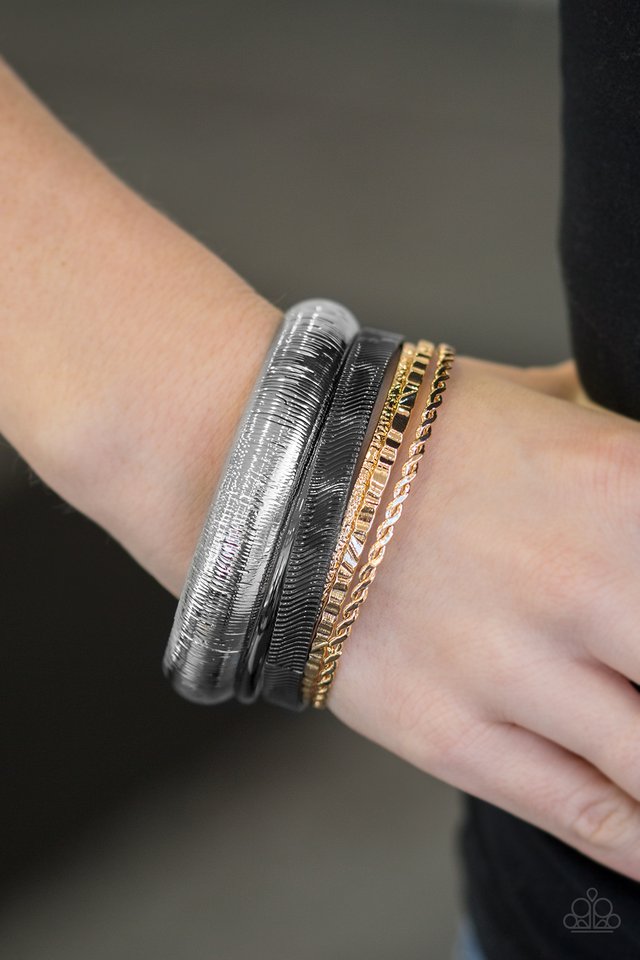 Paparazzi ♥ Standout Shimmer - Multi ♥ Bracelet