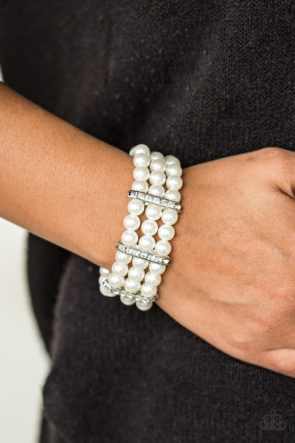 Paparazzi ♥ Put On Your GLAM Face - White ♥ Bracelet