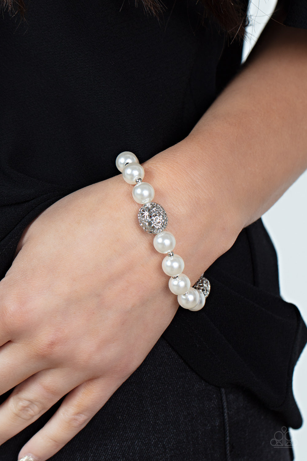 Paparazzi ♥ Upscale Whimsy - White ♥ Bracelet