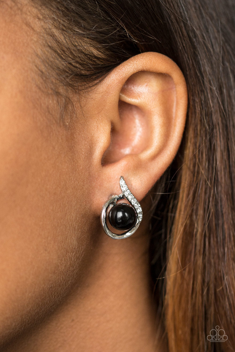 Paparazzi ♥ Ballroom Beauty - Black Post ♥ Post Earrings