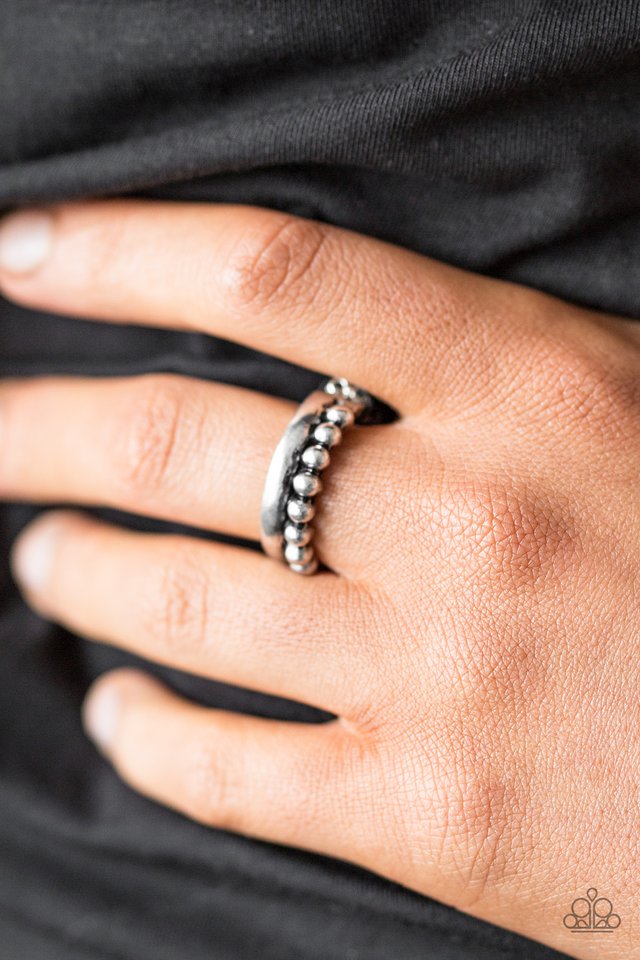 Paparazzi ♥ Glow By Glow - Silver ♥ Ring