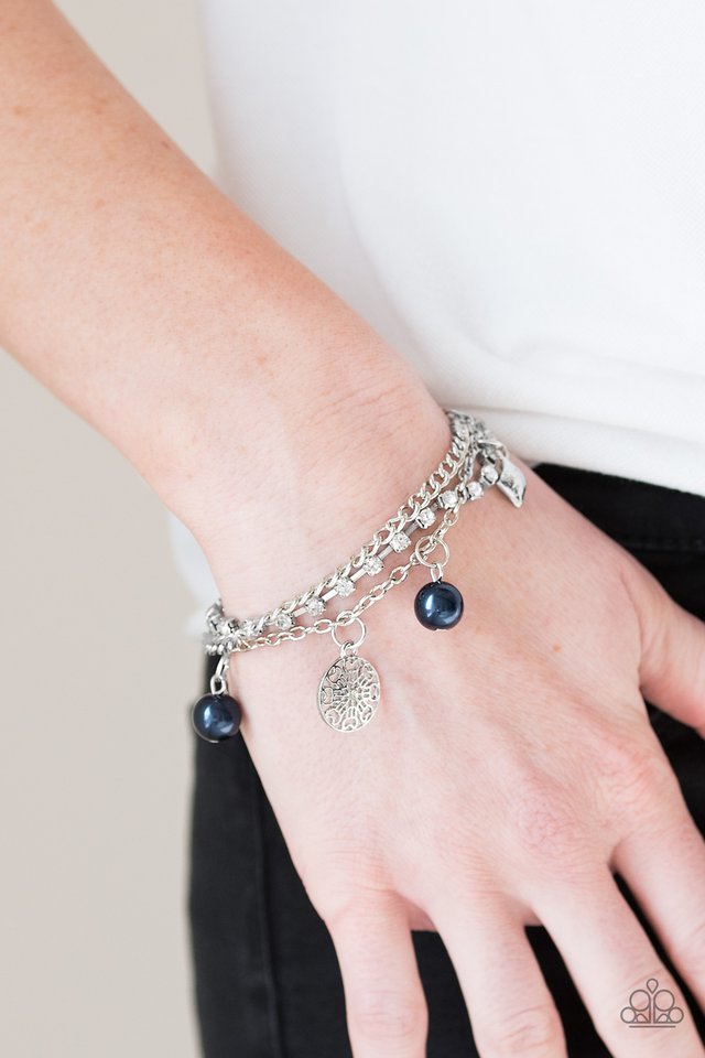 Paparazzi ♥ Hollywood Sweetheart - Blue ♥ Bracelet