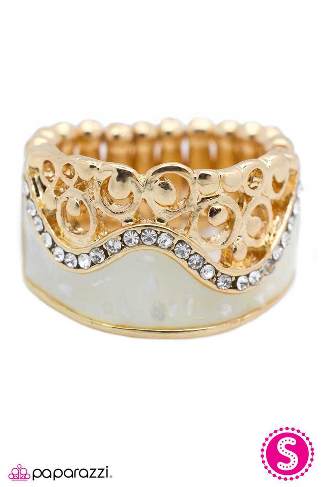 Paparazzi ♥ Just Another Girl – Gold - Gold ♥ Ring