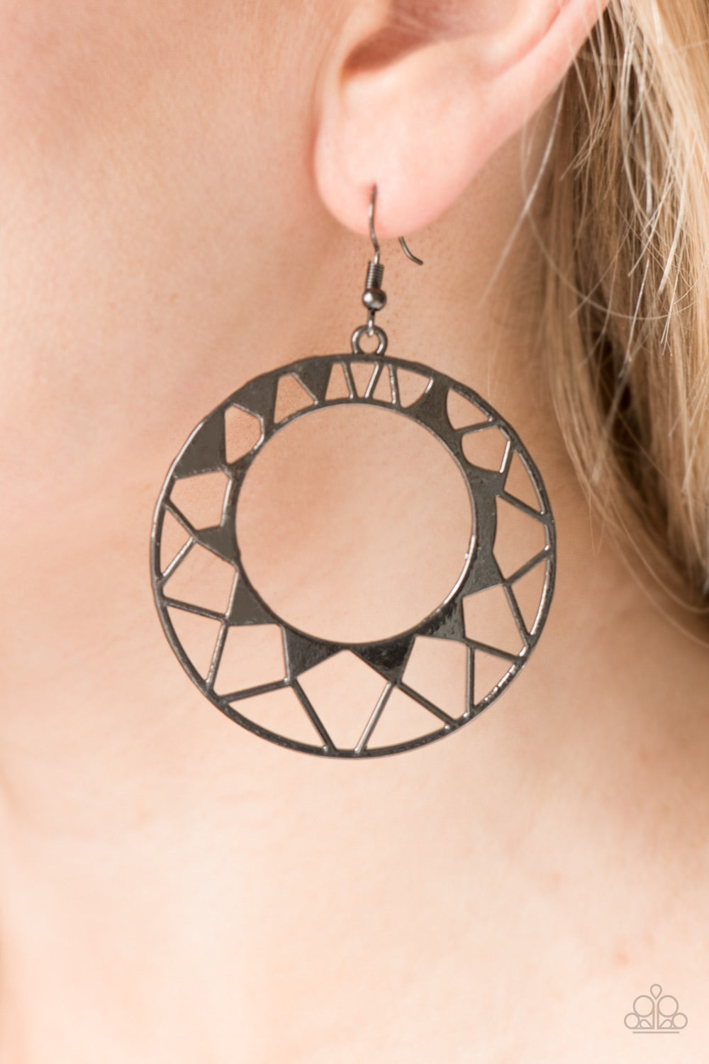 Paparazzi ♥ Summer Sunshine - Black ♥ Earrings