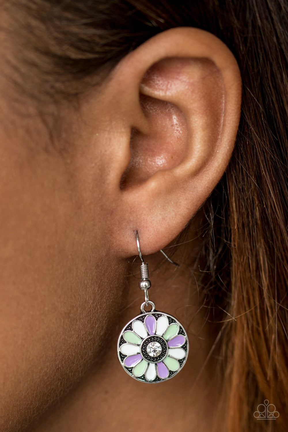 Paparazzi ♥ Lily Luau - Multi ♥ Earrings