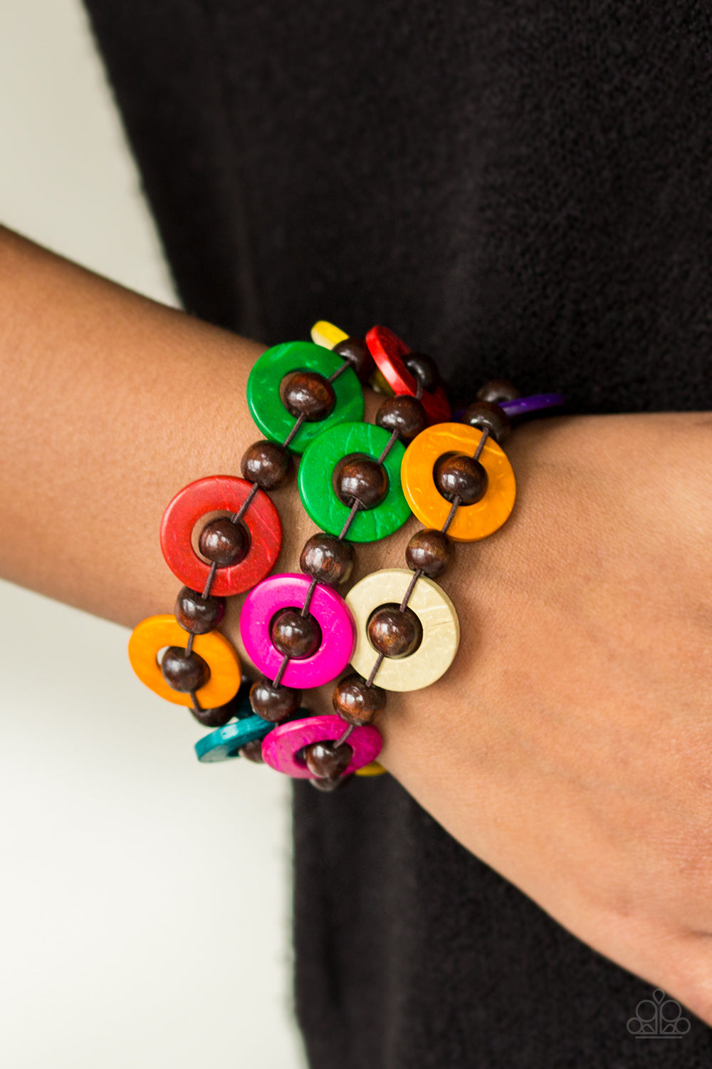 Paparazzi ♥ Cancun Catch - Multi ♥ Bracelet