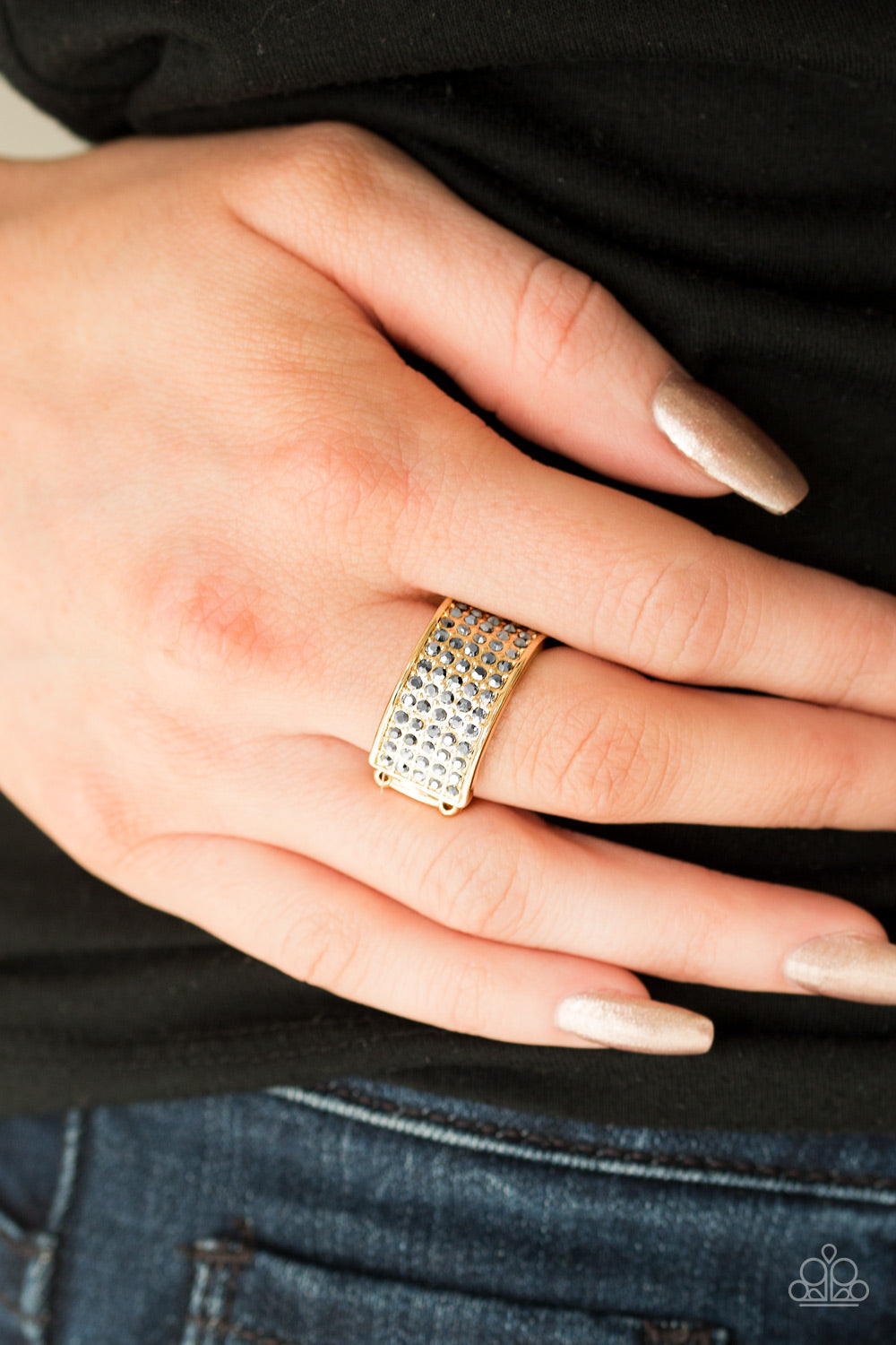 Paparazzi ♥ Time Is Money - Gold ♥ Ring