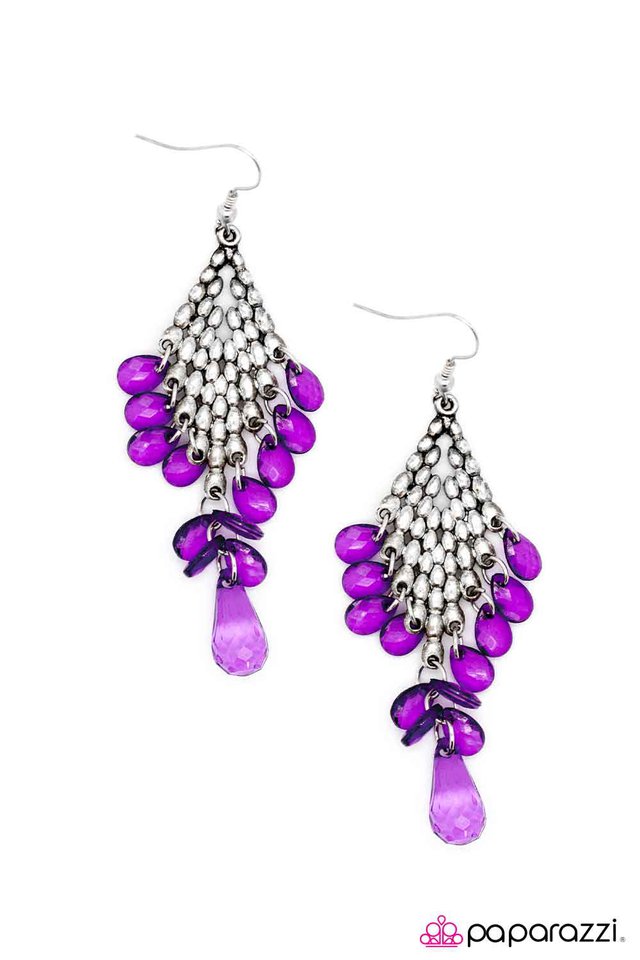 Paparazzi ♥ Make A Splash - Purple ♥ Earrings