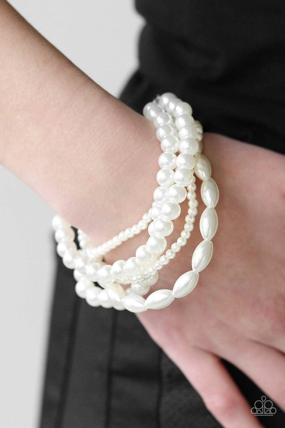 Paparazzi ♥ Marvelously Mumbai - White ♥ Bracelet