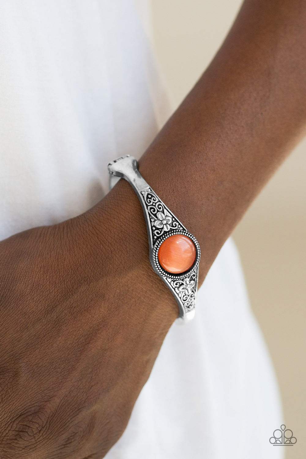 Paparazzi ♥ Modernly Meadow - Orange ♥ Bracelet