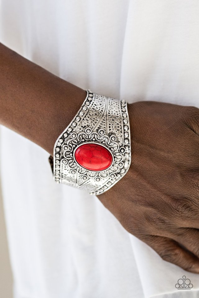 Paparazzi ♥ Mojave Majesty - Red ♥ Bracelet