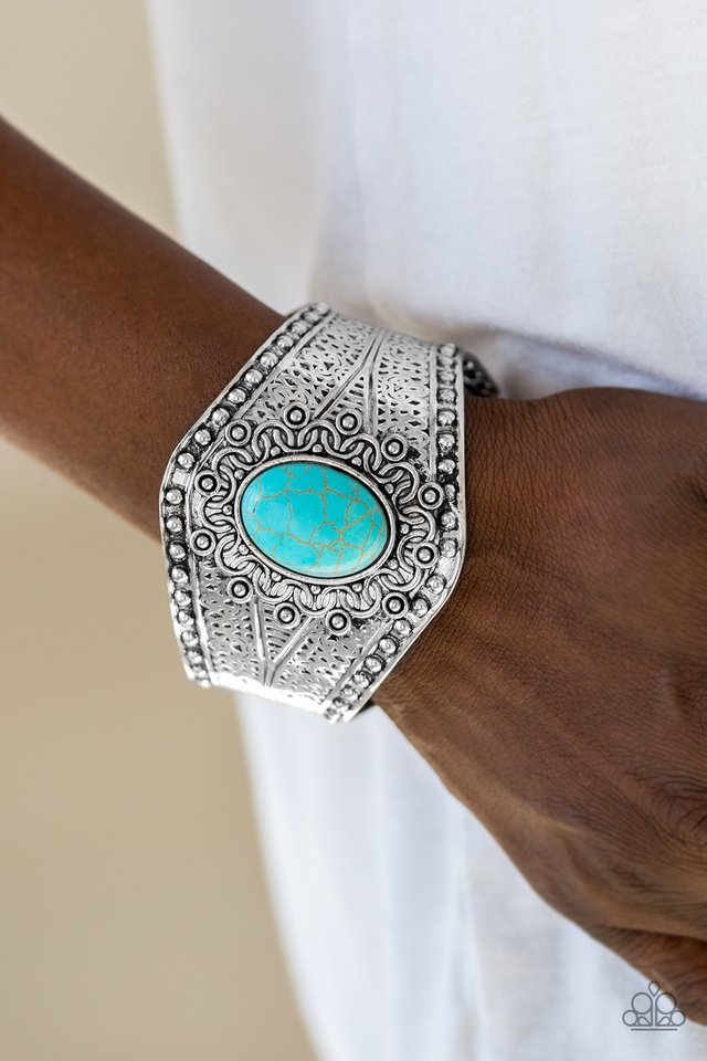 Paparazzi ♥ Mojave Majesty - Blue ♥ Bracelet