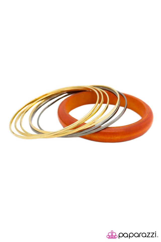 Paparazzi ♥ Sent Into Orbit - Orange ♥ Bracelet