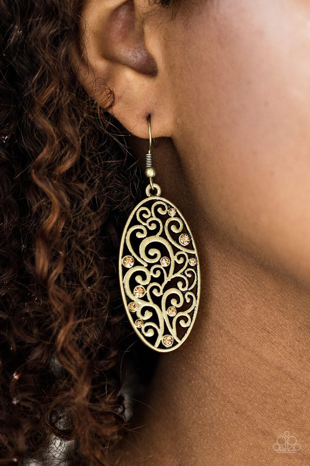 Paparazzi ♥ Glistening Gardens - Brass ♥ Earrings