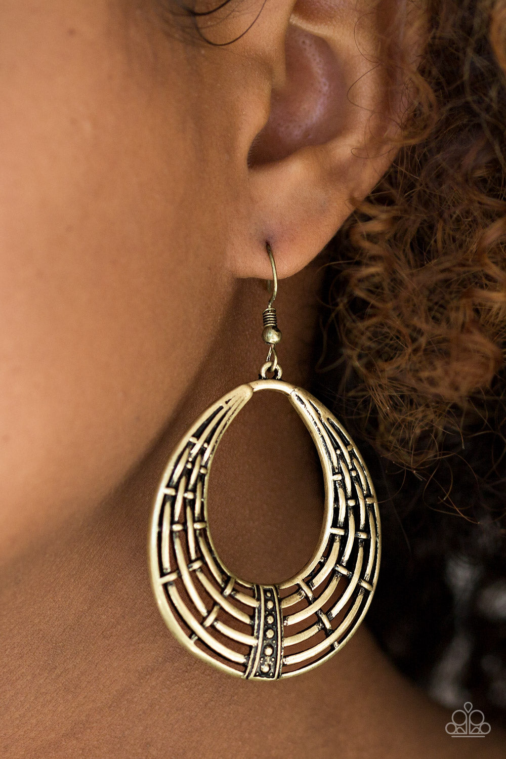 Paparazzi ♥ Tundra Texture - Brass ♥ Earrings