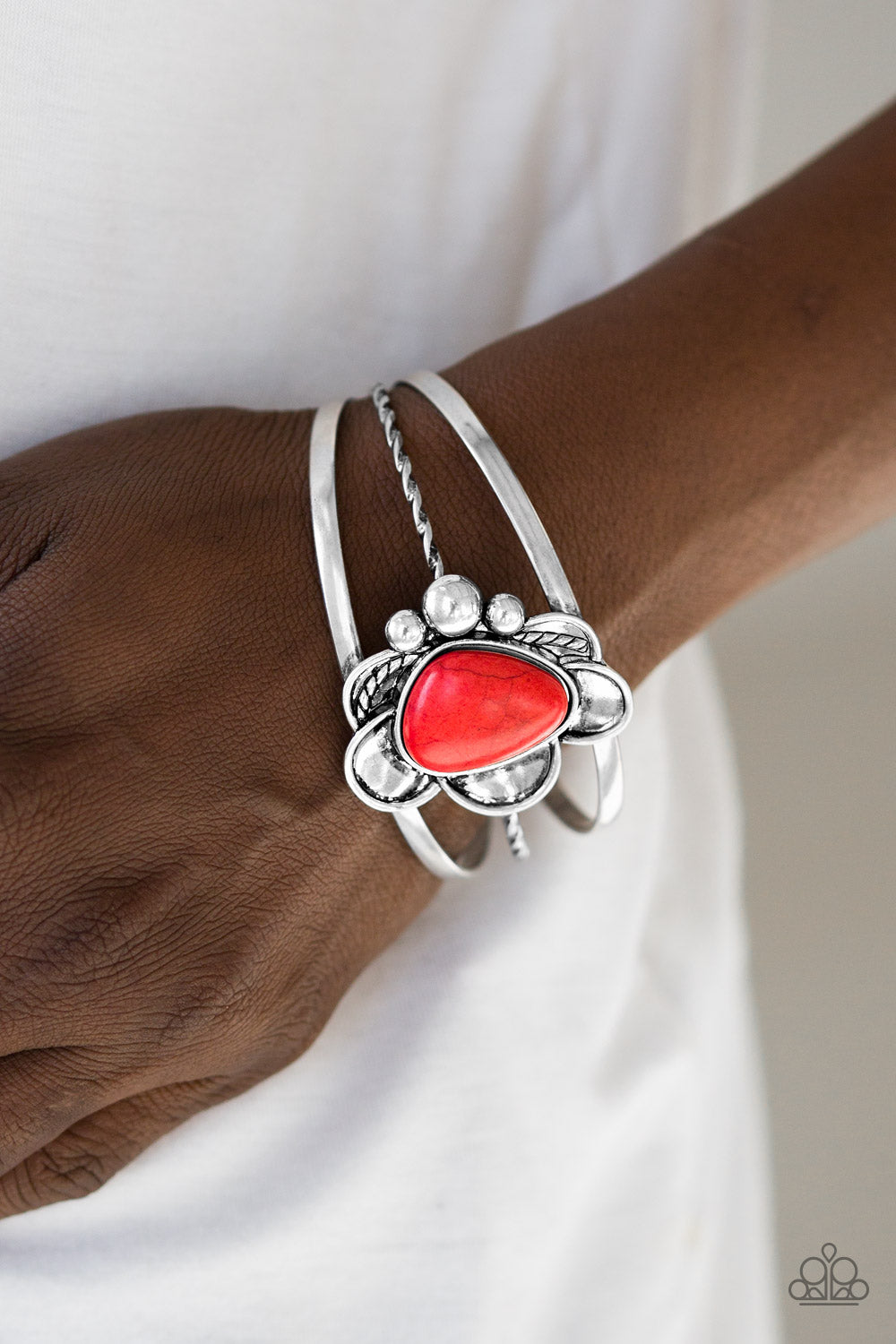 Paparazzi ♥ Sahara Sunflowers - Red ♥ Bracelet