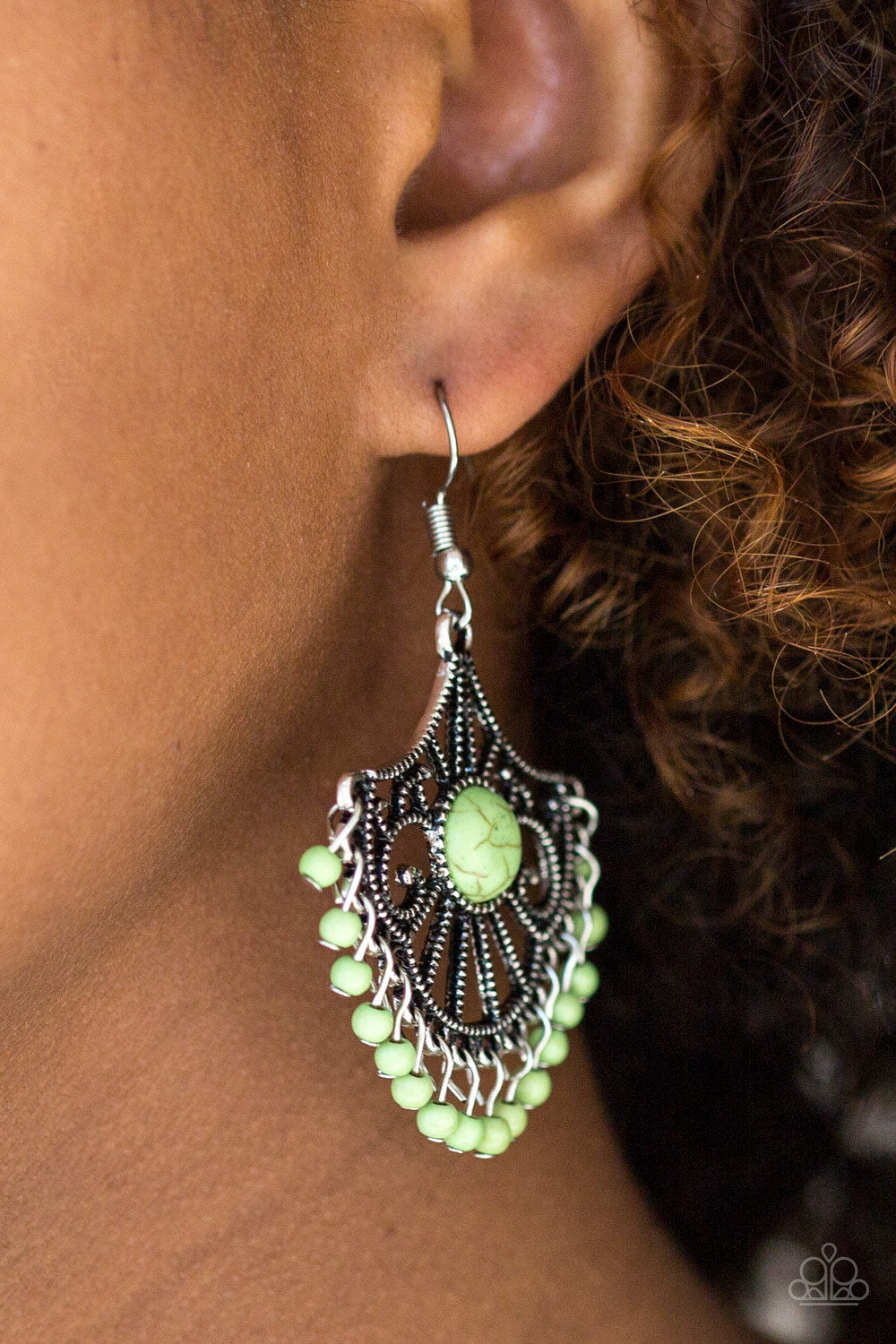 Paparazzi ♥ Stone Lagoon - Green ♥ Earrings