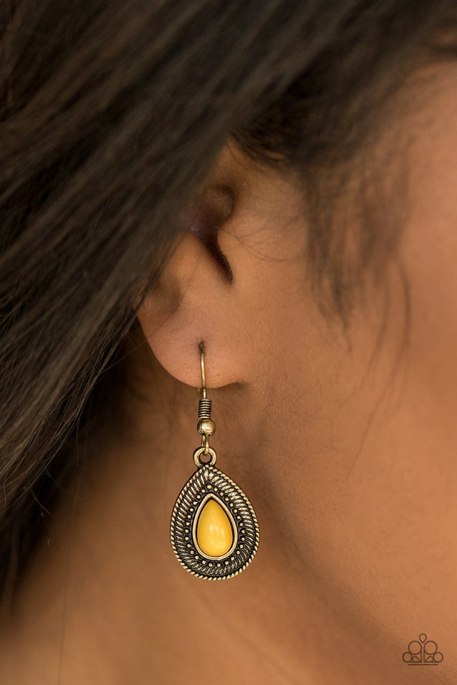 Paparazzi ♥ Country Dusk - Yellow ♥ Earrings