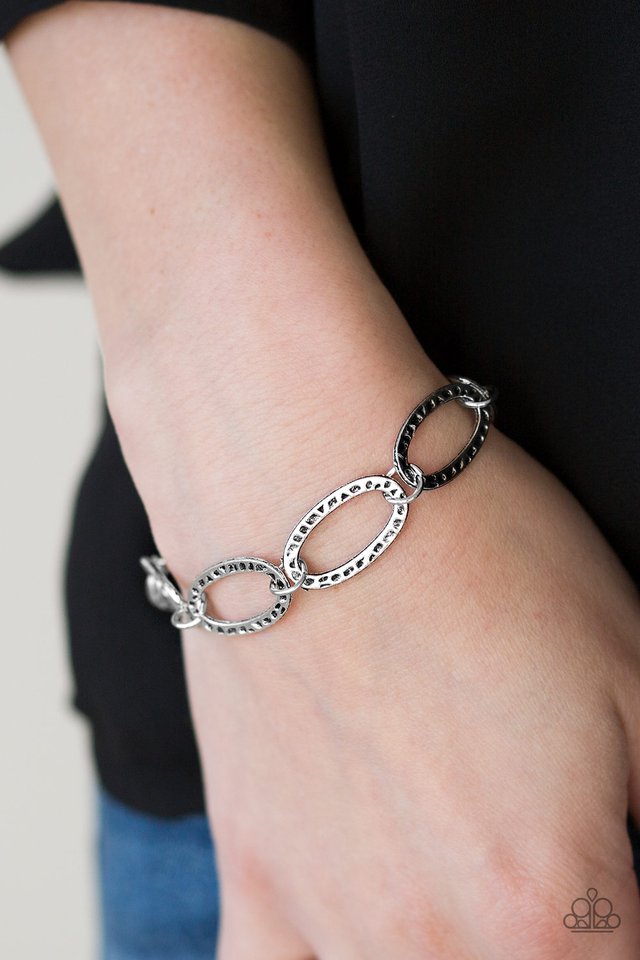 Paparazzi ♥ Lion Lair - Silver ♥ Bracelet