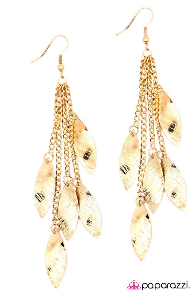 Paparazzi ♥ Afterglow - Gold ♥ Earrings