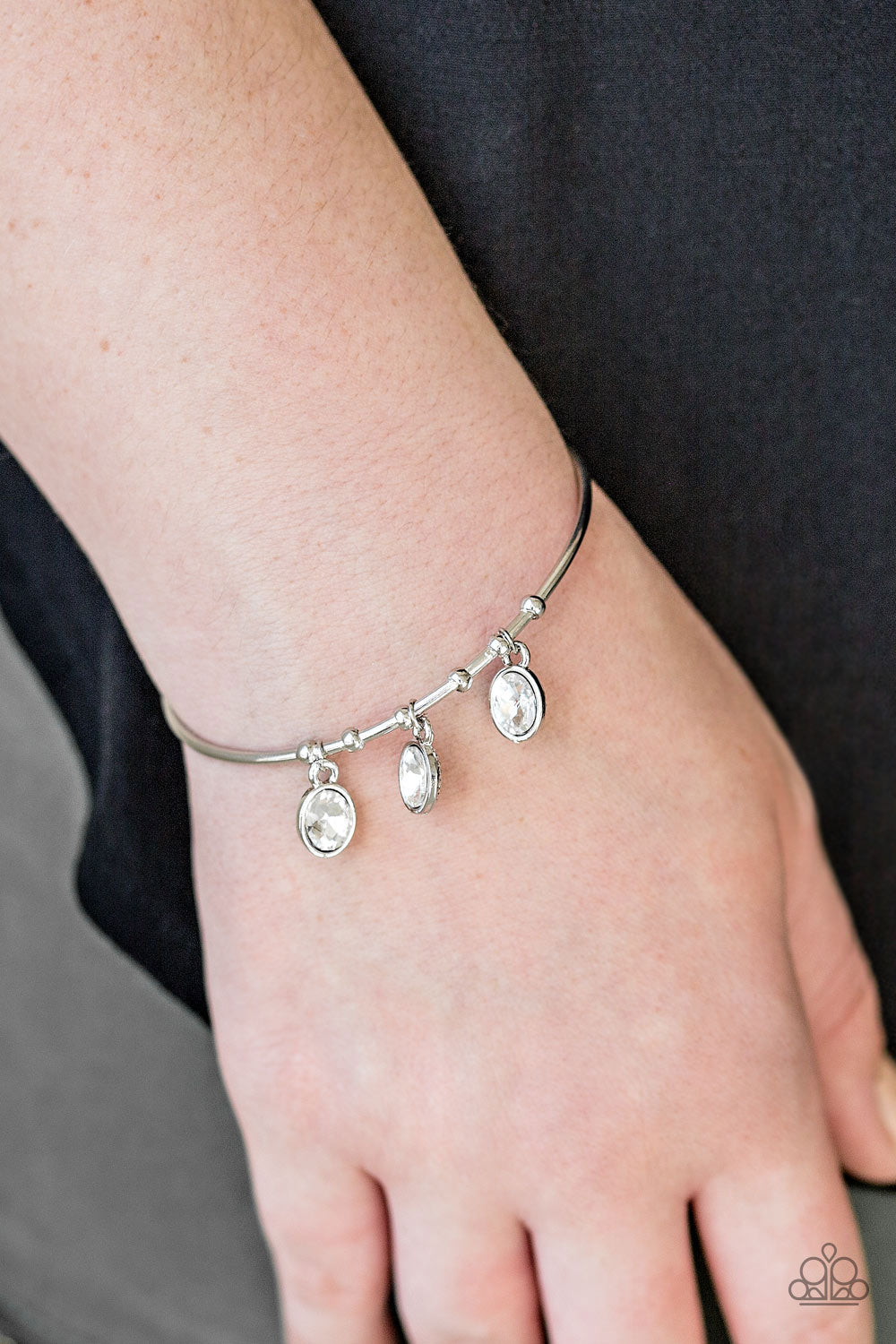 Paparazzi ♥ Sparkling Splendor - White ♥ Bracelet