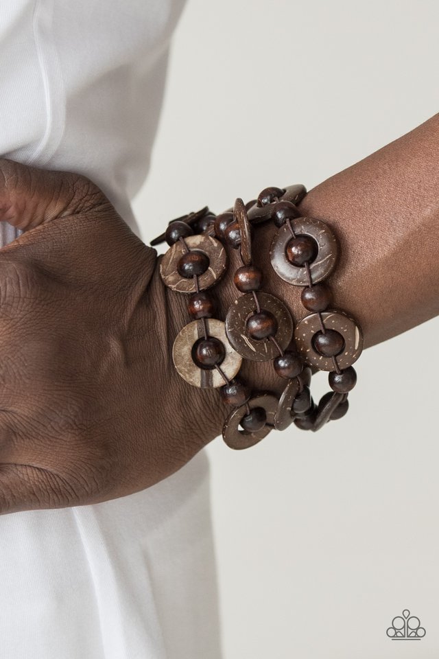 Paparazzi ♥ Cancun Catch - Brown ♥ Bracelet
