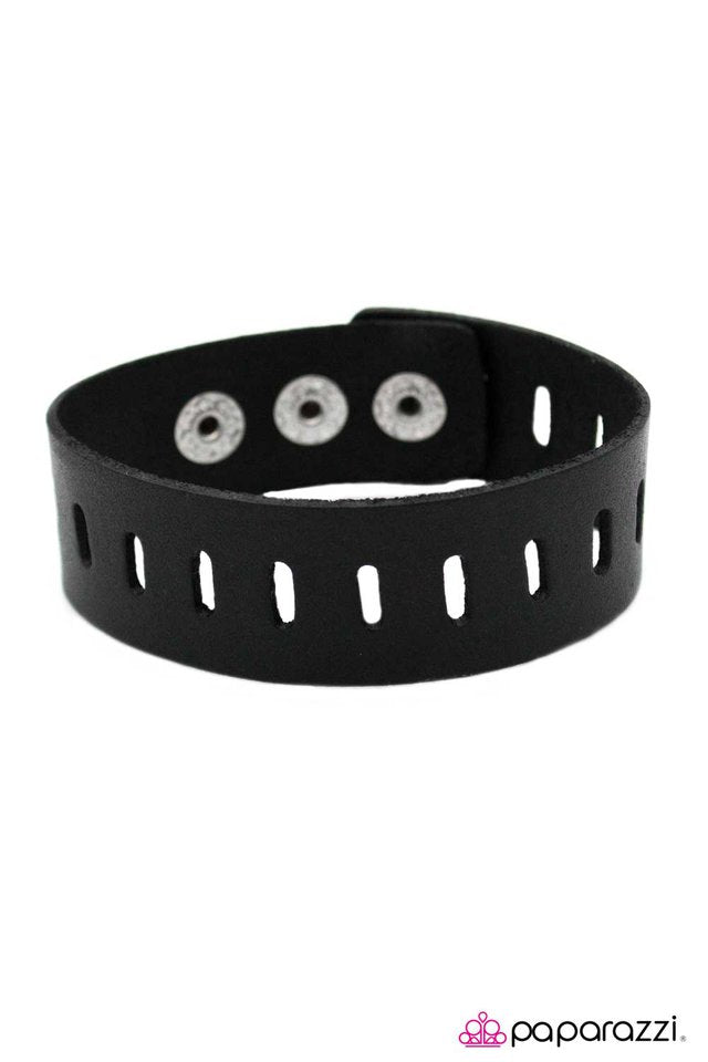 Paparazzi ♥ Top Notch - Black ♥ Bracelet