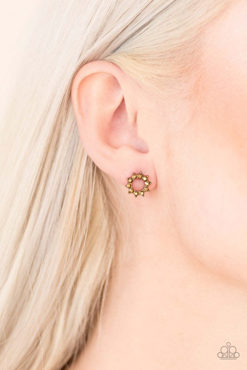 Paparazzi ♥ Richly Resplendent - Brass Post ♥ Post Earrings