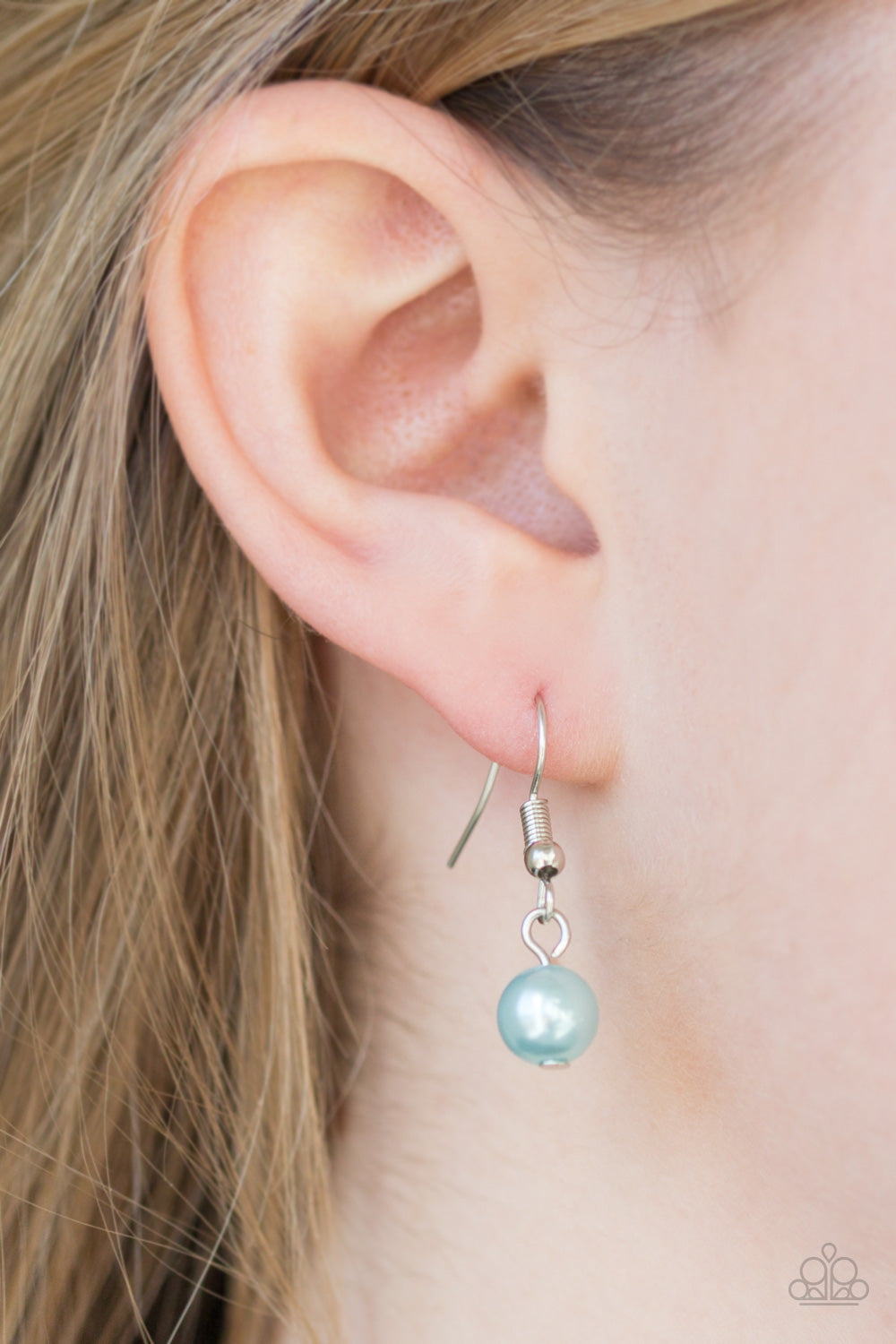 Paparazzi ♥ The New Girl In Town - Blue ♥ Necklace