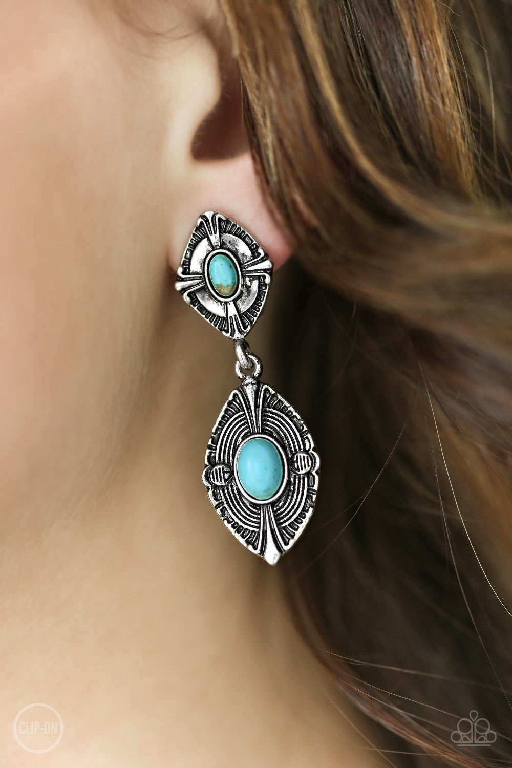 Paparazzi ♥ Painted Peaks - Blue ♥ Clip-On